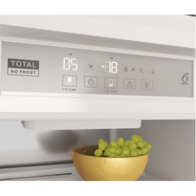 Вбудований холодильник Whirlpool WHC20 T593 Вбудований холодильник Whirlpool WHC20 T593