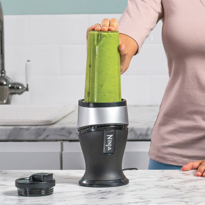 Блендер Ninja Slim Blender & Smoothie Maker QB3001EUS Блендер Ninja Slim Blender & Smoothie Maker QB3001EUS