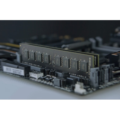 Модуль пам`яті DDR4 32GB/3200 Team Elite (TED432G3200C2201) Модуль пам`яті DDR4 32GB/3200 Team Elite (TED432G3200C2201)
