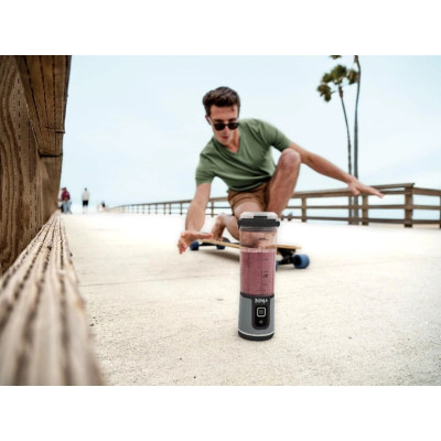 Акумуляторний портативний блендер Ninja Blast BC151EUBK