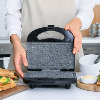 Бутербродниця Magio MG-367 Бутербродниця Magio MG-367