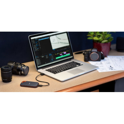 Накопичувач зовнішнійSSD USB Type-C 1.0TB SanDisk Extreme Portable E81 (SDSSDE81-1T00-G25)