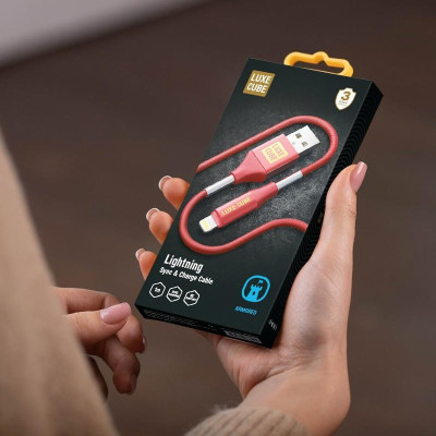 Кабель Luxe Cube Armored USB - Lightning (M/M), 1 м, червоний (8886668686099) Кабель Luxe Cube Armored USB - Lightning (M/M), 1 м, червоний (8886668686099)