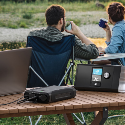 Універсальна мобільна батарея Sandberg Survivor Powerbank 76800mAh Black (421-15) Універсальна мобільна батарея Sandberg Survivor Powerbank 76800mAh Black (421-15)