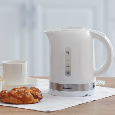 Електрочайник Magio MG-110 Електрочайник Magio MG-110