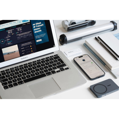 Мобільний маршрутизатор 2E PowerLink (MiFi-1 2024) LTE, Wi-Fi6, 1xUSB, 1xCRC9 білий Мобільний маршрутизатор 2E PowerLink (MiFi-1 2024) LTE, Wi-Fi6, 1xUSB, 1xCRC9 білий