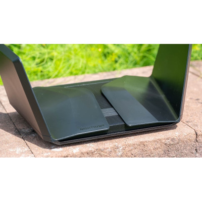 Маршрутизатор NETGEAR AX12 (RAX120) AX6000, 4xGE LAN, 1xGE WAN, 1x5GE, 2xUSB 3.0