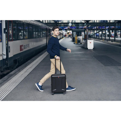 Валіза Wenger, Legacy, мала, пластик, 4 колеса, чорна