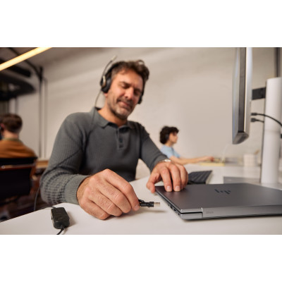 Гарнітура комп'ютерна стерео On-ear HP Poly Mission 825, USB-A, USB-C, 4 x Uni-mic, ANC, Beamforming, AI noise cancelling, Teams, Zoom, Google Meet, чорний Гарнітура комп'ютерна стерео On-ear HP Poly Mission 825, USB-A, USB-C, 4 x Uni-mic, ANC, Beamforming, AI noise cancelling, Teams, Zoom, Google Meet, чорний