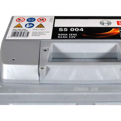 Акумулятор Bosch S5 12В 61А·год 600А R+ (0 092 S50 040)