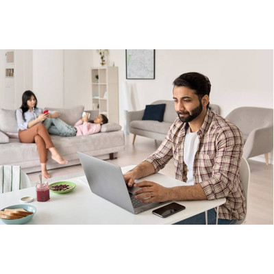 Система WiFi-Mesh ASUS ZenWiFi XT9 AX7800, 3xGE LAN, 1x2.5GE WAN, 1xUSB 3.2, 2 мод, білий Система WiFi-Mesh ASUS ZenWiFi XT9 AX7800, 3xGE LAN, 1x2.5GE WAN, 1xUSB 3.2, 2 мод, білий