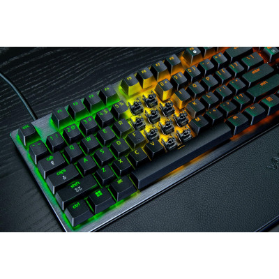 Клавіатура механічна Razer Huntsman V3 Pro 8KHz, 104key, Analog Optical Switch Gen-2, USB-A, EN, RGB, чорний Клавіатура механічна Razer Huntsman V3 Pro 8KHz, 104key, Analog Optical Switch Gen-2, USB-A, EN, RGB, чорний