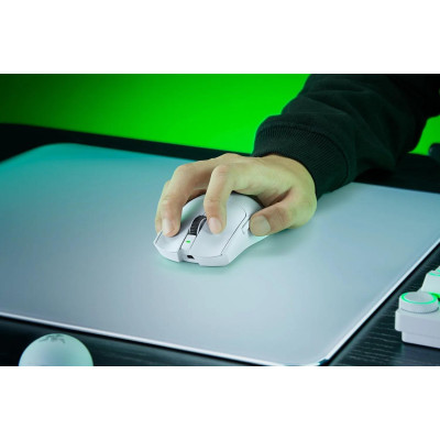 Миша Razer Viper V4 Pro Gen-3, USB-A/WL, білий Миша Razer Viper V4 Pro Gen-3, USB-A/WL, білий