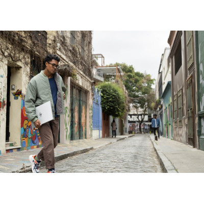 Ноутбук HP OmniBook 7 17-dc0000ua 17.3 Ноутбук HP OmniBook 7 17-dc0000ua 17.3