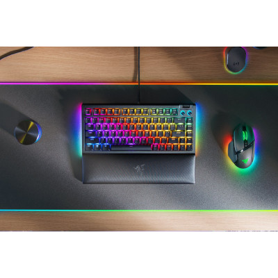 Клавіатура Razer BlackWidow V4 75% RGB 83key Mechanical Tactile Switch GEN-3, USB-A, EN, чорний Клавіатура Razer BlackWidow V4 75% RGB 83key Mechanical Tactile Switch GEN-3, USB-A, EN, чорний
