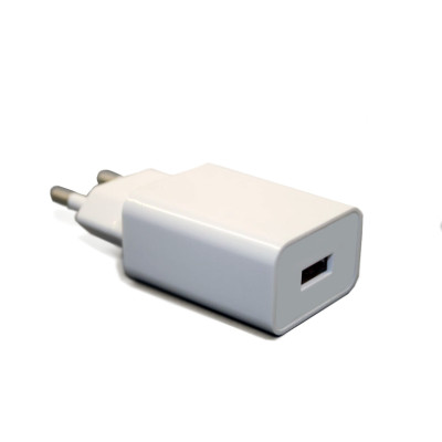Блок живлення USB type A білий