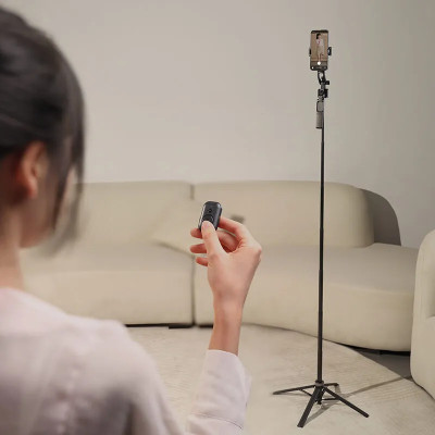 Селфі-монопод Ulanzi TT23 Auto-Tracking Selfie Stick Tripod Селфі-монопод Ulanzi TT23 Auto-Tracking Selfie Stick Tripod