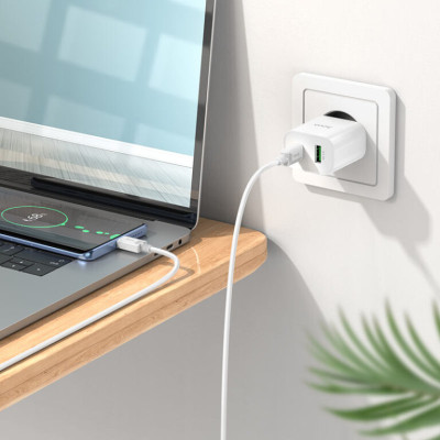 Мережевий зарядний пристрій з кабелем HOCO C80A Plus Rapido PD20W+QC3.0 charger set(Type-C to Type-C) White Мережевий зарядний пристрій з кабелем HOCO C80A Plus Rapido PD20W+QC3.0 charger set(Type-C to Type-C) White