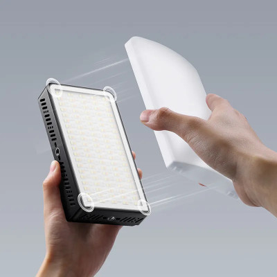 Відеосвітло Ulanzi LM-P40RGB Portable Video Light 40W RGB Відеосвітло Ulanzi LM-P40RGB Portable Video Light 40W RGB