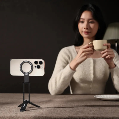 Тримач телефона Ulanzi MA60 Foldable Magnetic Phone Tripod (Black) Тримач телефона Ulanzi MA60 Foldable Magnetic Phone Tripod (Black)