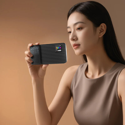 Накамерне світло Ulanzi K20 RGB 20W Panel light Накамерне світло Ulanzi K20 RGB 20W Panel light