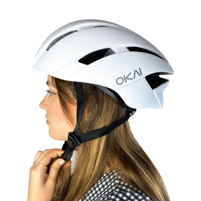 Захисний шолом OKAI (L) White (56-62см) Захисний шолом OKAI (L) White (56-62см)