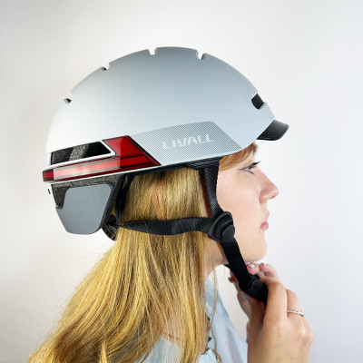 Захисний шолом Livall BH51M NEO (L) Sandstone Grey (57-61см), акустика, мікрофон, сигнали поворотів та стопів, додаток, пульт BR80, Bluetooth