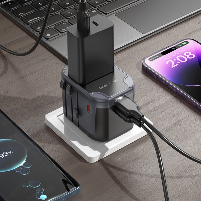 Мережевий зарядний пристрій BOROFONE BAC13 Leader 3-port PD20W(1C2A) universal conversion charger Black
