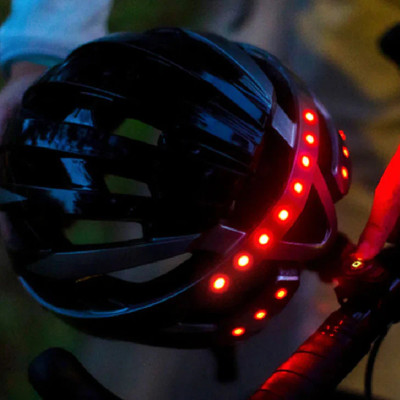 Захисний шолом Livall MT1 NEO (M) Black/Red (54-58см), акустика, мікрофон, сигнали поворотів та стопів, додаток, пульт BR80, Bluetooth