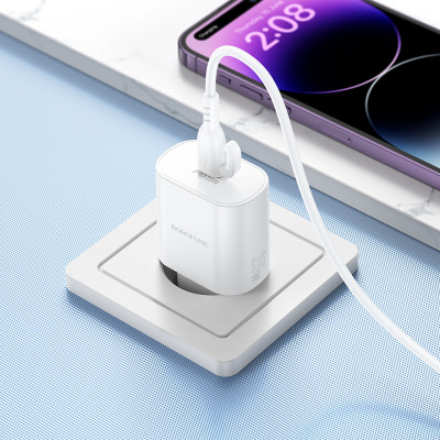 Мережевий зарядний пристрій з кабелем BOROFONE BA82A Platinum single port PD25W charger set(C to C)(EU) White Мережевий зарядний пристрій з кабелем BOROFONE BA82A Platinum single port PD25W charger set(C to C)(EU) White