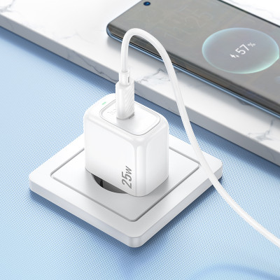Мережевий зарядний пристрій з кабелем HOCO CS53A Surplus single port PD25W charger set(C to C) White