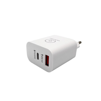 Мережевий зарядний пристрій WUW-C172 20W PD USB-C + USB QC3.0 18W black Мережевий зарядний пристрій WUW-C172 20W PD USB-C + USB QC3.0 18W black