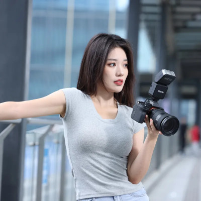 Відеосвітло Ulanzi Vijim F32 Led Light (L060GBB2 F32) Відеосвітло Ulanzi Vijim F32 Led Light (L060GBB2 F32)