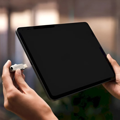 Флеш-накопичувач SanDisk USB 3.1 Ultra Dual Luxe Type-C 1TB (150 Mb/s) Флеш-накопичувач SanDisk USB 3.1 Ultra Dual Luxe Type-C 1TB (150 Mb/s)