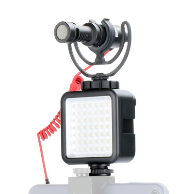 Відеосвітло Ulanzi Mini LED W49 Video Light, 5.5W (UV-0647 W49) Відеосвітло Ulanzi Mini LED W49 Video Light, 5.5W (UV-0647 W49)