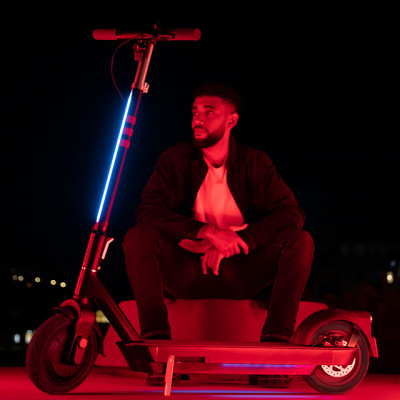 Електросамокат OKAI ES30-NEON PRO Black 10 Електросамокат OKAI ES30-NEON PRO Black 10