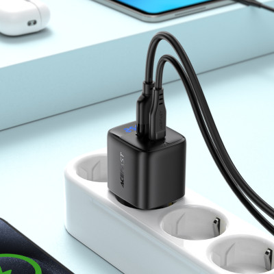 Мережевий зарядний пристрій ACEFAST A114 PD25W GaN charger (USB-A+USB-C) with digital display Black Мережевий зарядний пристрій ACEFAST A114 PD25W GaN charger (USB-A+USB-C) with digital display Black