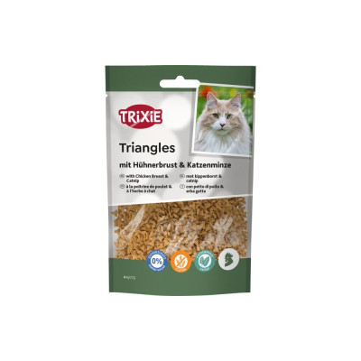 Ласощі Trixie Triangles для котів трикутники з курячим філе та котячою м’ятою 50 г