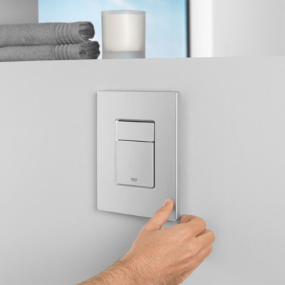 Панель змиву для унітаза Grohe Skate Cosmopolitan 38732000 Панель змиву для унітаза Grohe Skate Cosmopolitan 38732000