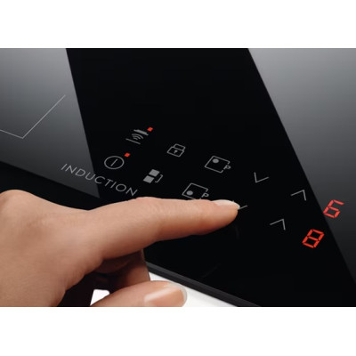 Електрична варильна поверхня Electrolux LIT30230C (6912888) Електрична варильна поверхня Electrolux LIT30230C (6912888)