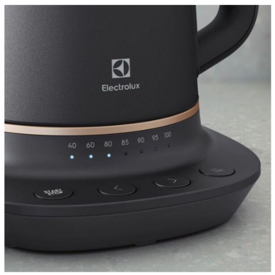 Елекрочайник Electrolux E7K1-6BP (6624028) Елекрочайник Electrolux E7K1-6BP (6624028)