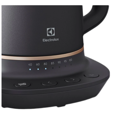 Елекрочайник Electrolux E7K1-6BP (6624028) Елекрочайник Electrolux E7K1-6BP (6624028)