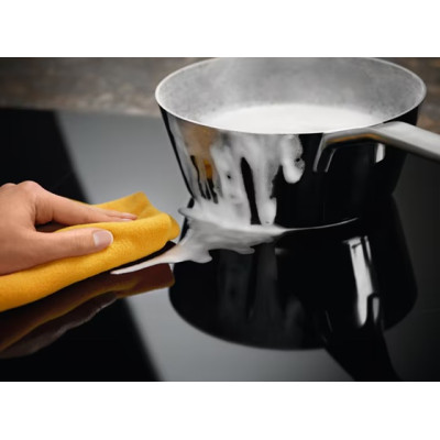 Електрична варильна поверхня Electrolux LIT30230C (6912888) Електрична варильна поверхня Electrolux LIT30230C (6912888)