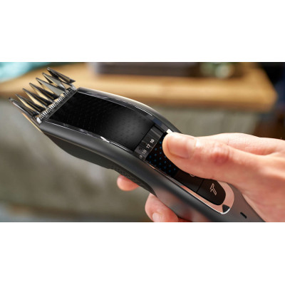 Машинка для стрижки Philips HC5650/15 (6498123) Машинка для стрижки Philips HC5650/15 (6498123)