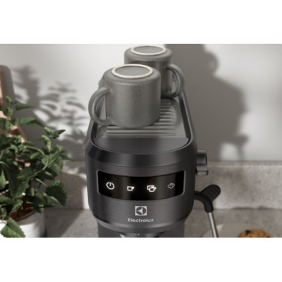 Кавоварка еспресо Electrolux E6EC1-6BST (6903318)